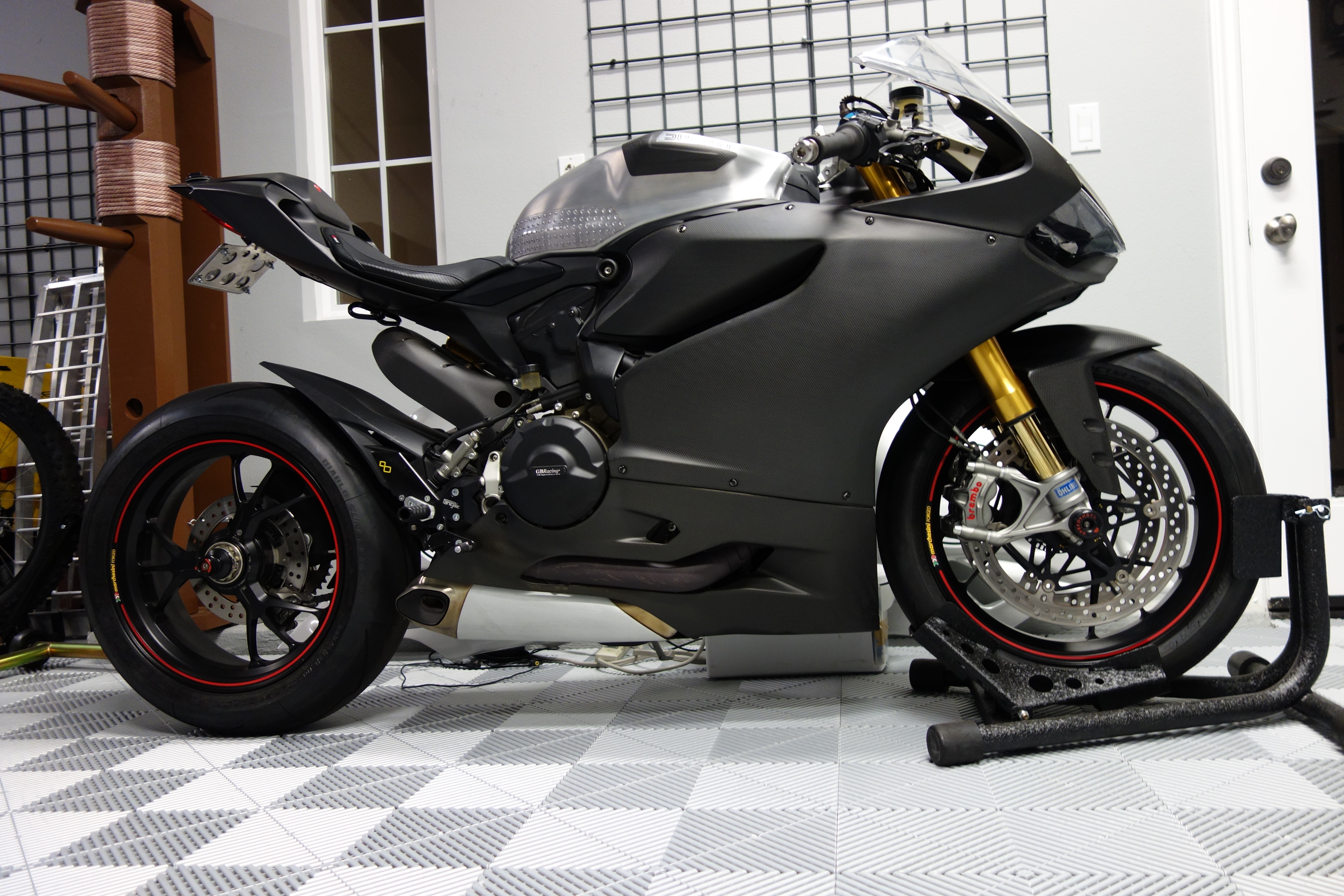 2012 Ducati Panigale 1199 photo 37